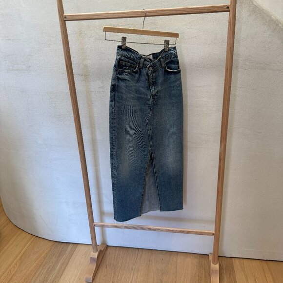 Reformation  Nila Long Denim Skirt Color: Galway Size: 25 - Picture 2 of 5